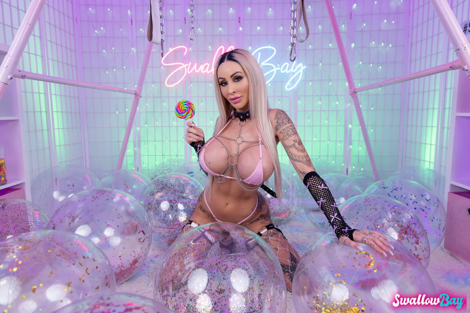 Danaes Lavender Cream Puffs Photos - SwallowBay