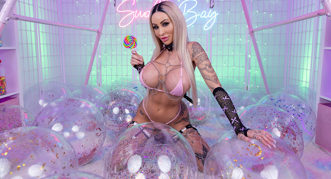 Danae's Lavender Cream Puffs - VR Porn Videos